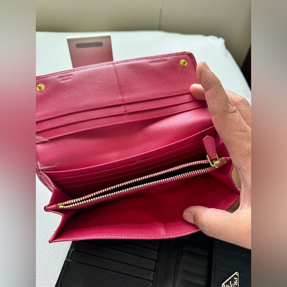 🔥Prada Wallets (4 pcs) - Picture 9 of 17